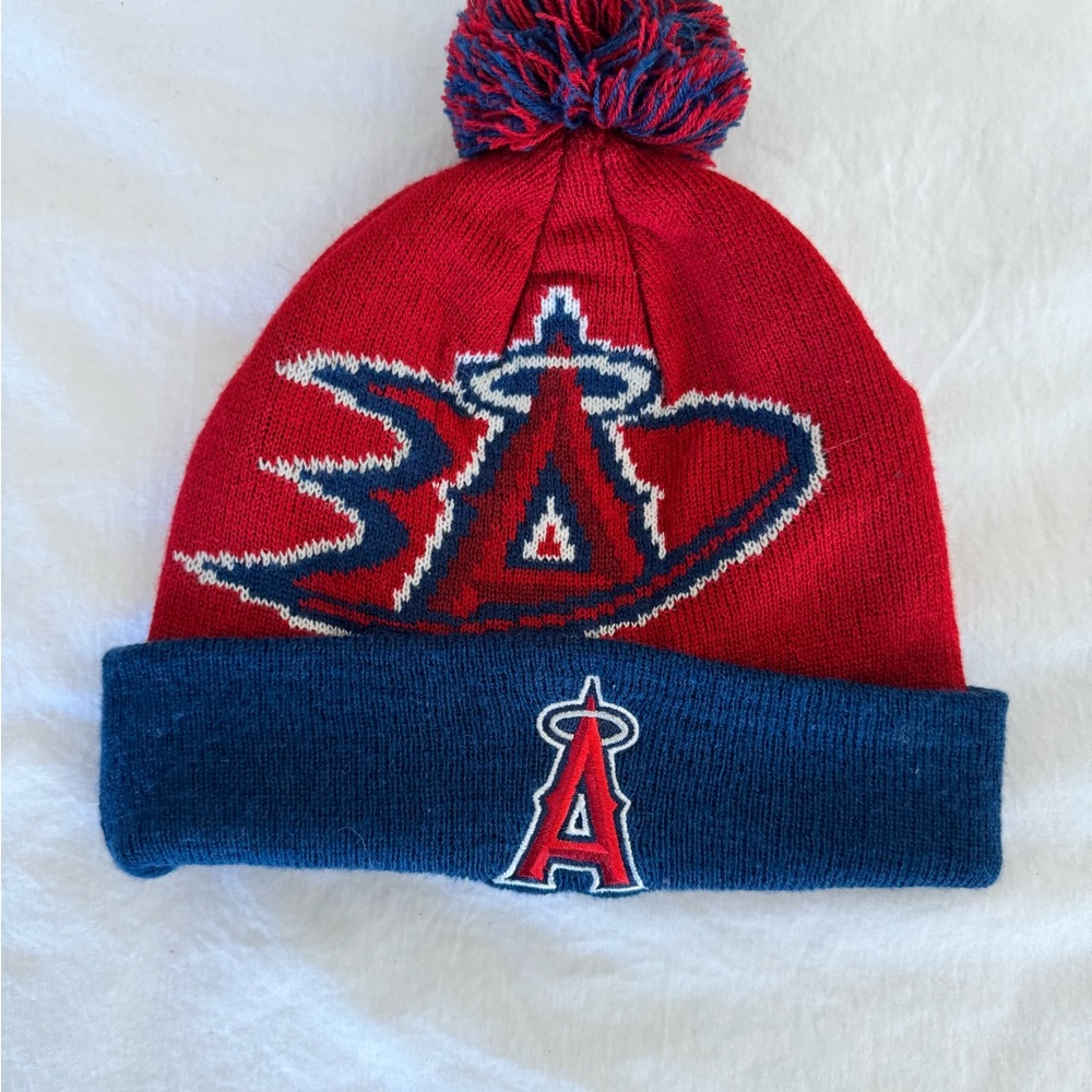 Anaheim Angels/Ducks Red and Blue Knit Beanie